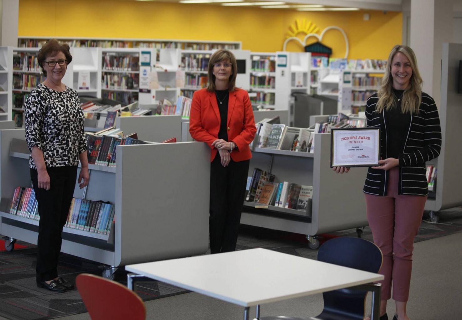 Pioneer Library System gana premio por innovación