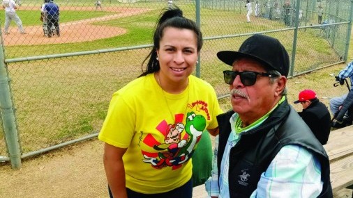 Una leyenda del beisbol de Aguascalientes visita OKC