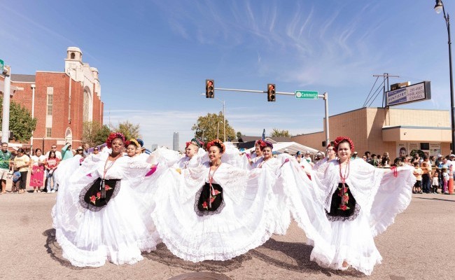 18º Festival y Desfile Anual Fiestas de Las Américas