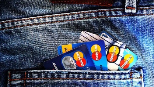 Un estudio muestra las mejores tarjetas de crédito que ayudan a los conductores a ahorrar dinero