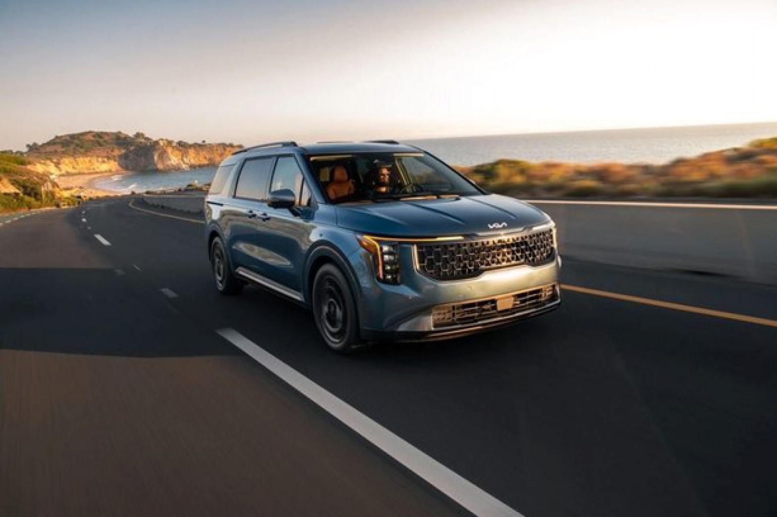 El Kia Carnival y el Telluride del 2025 reciben un galardón de NEMPA