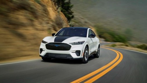 El Ford Mustang Mach-E del 2026 llegará con un nuevo paquete de apariencia