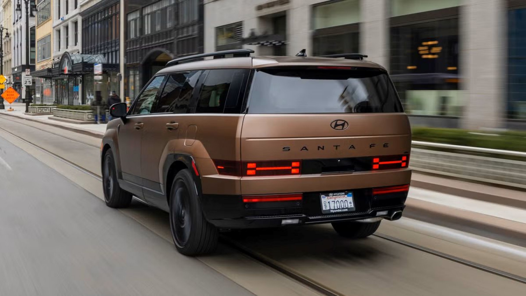 Hyundai retira del mercado miles de Santa Fe 