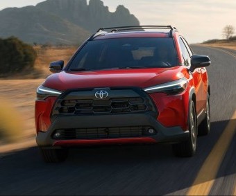Prueba: Toyota Corolla Cross del 2026, un SUV simple para el trajín diario