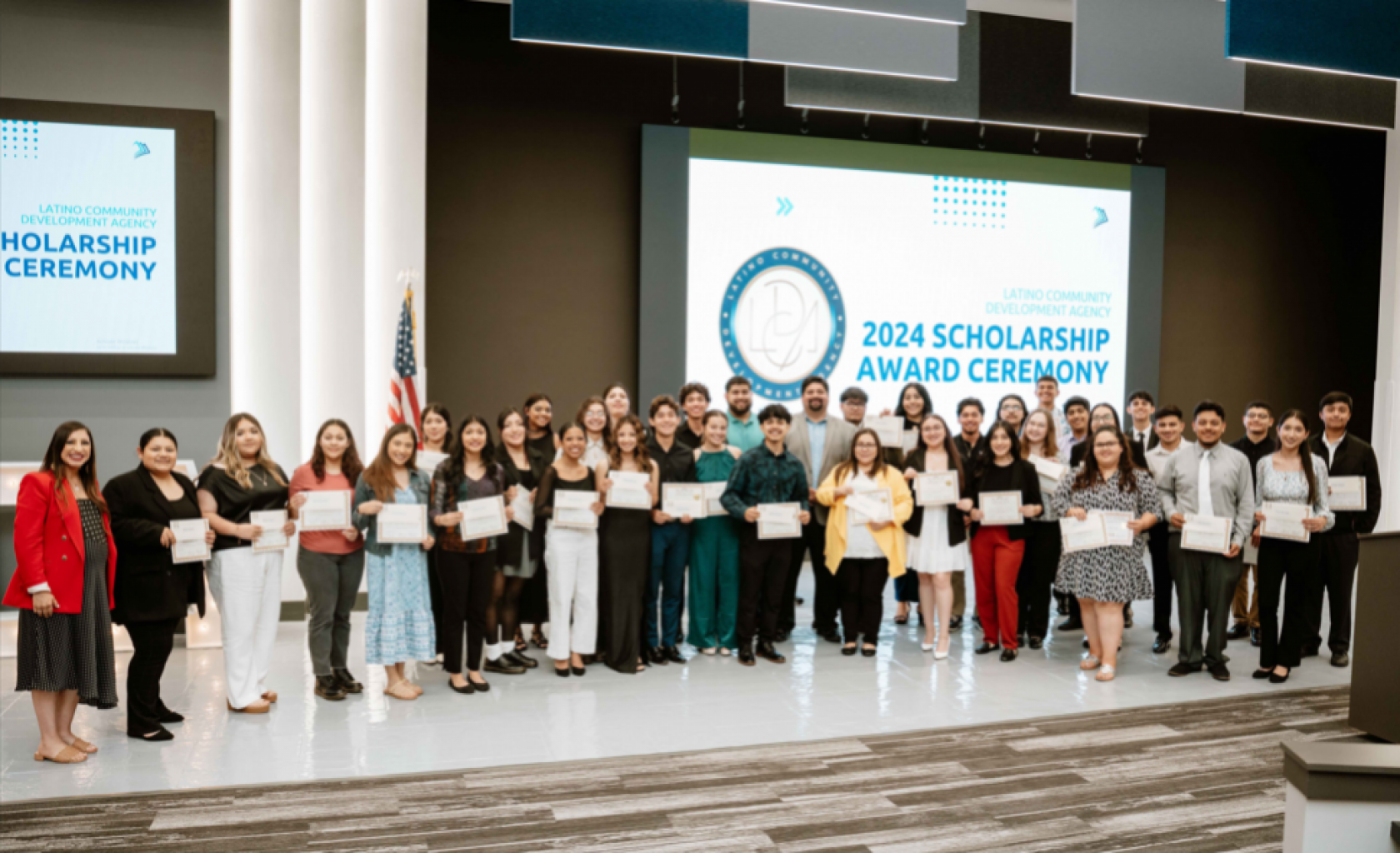 LCDA y Acuña Law Firm presentan Programa de Becas