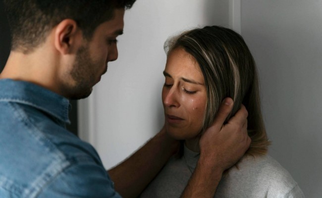 Proponen Aumentar penas por violencia doméstica por estrangulamiento 