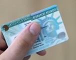 Aumentan el veto de préstamos de negocios a inmigrantes y residentes con ‘green card’