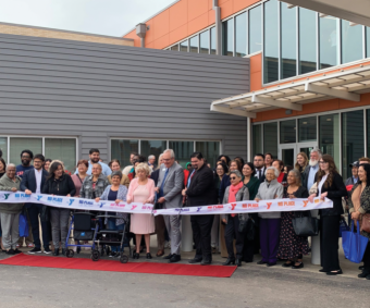 YMCA y Agencia Latina celebran la apertura del Pete White YMCA