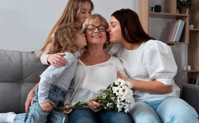 El corazón de cada hogar: celebrar el valor de las  madres en la sociedad