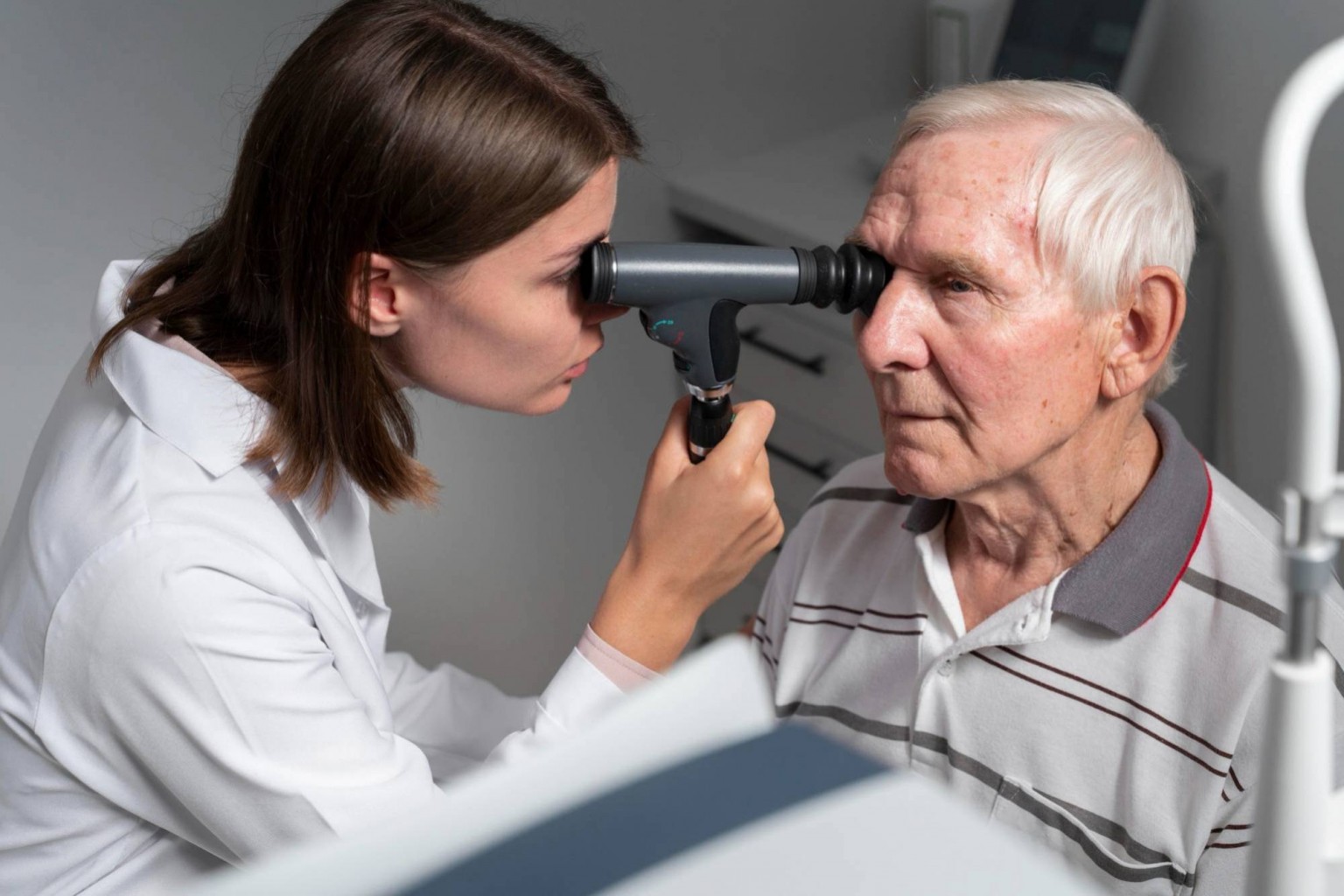 Por qué los adultos mayores deben centrarse ahora en la salud ocular