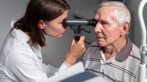 Por qué los adultos mayores deben centrarse ahora en la salud ocular