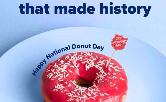 Salvation Army celebra el Día Nacional de la Donut