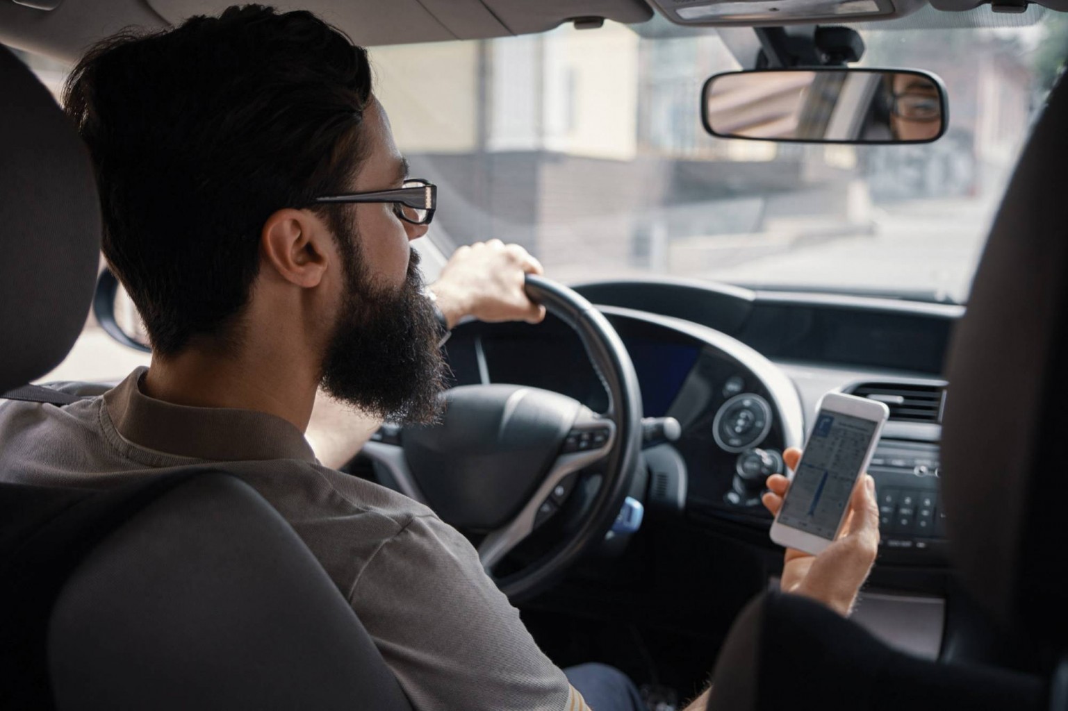 ¿En qué Estados viven y quiénes son los distraídos peores conductores de las carreteras?