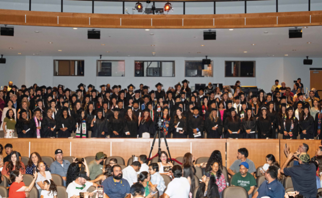 OCCC Celebra Graduación del ELL 