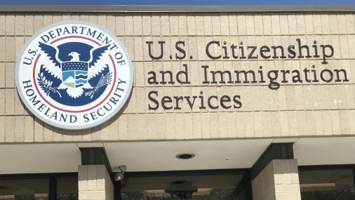 Ciudadanía bajo lupa: USCIS podrá preguntar hasta a sus vecinos