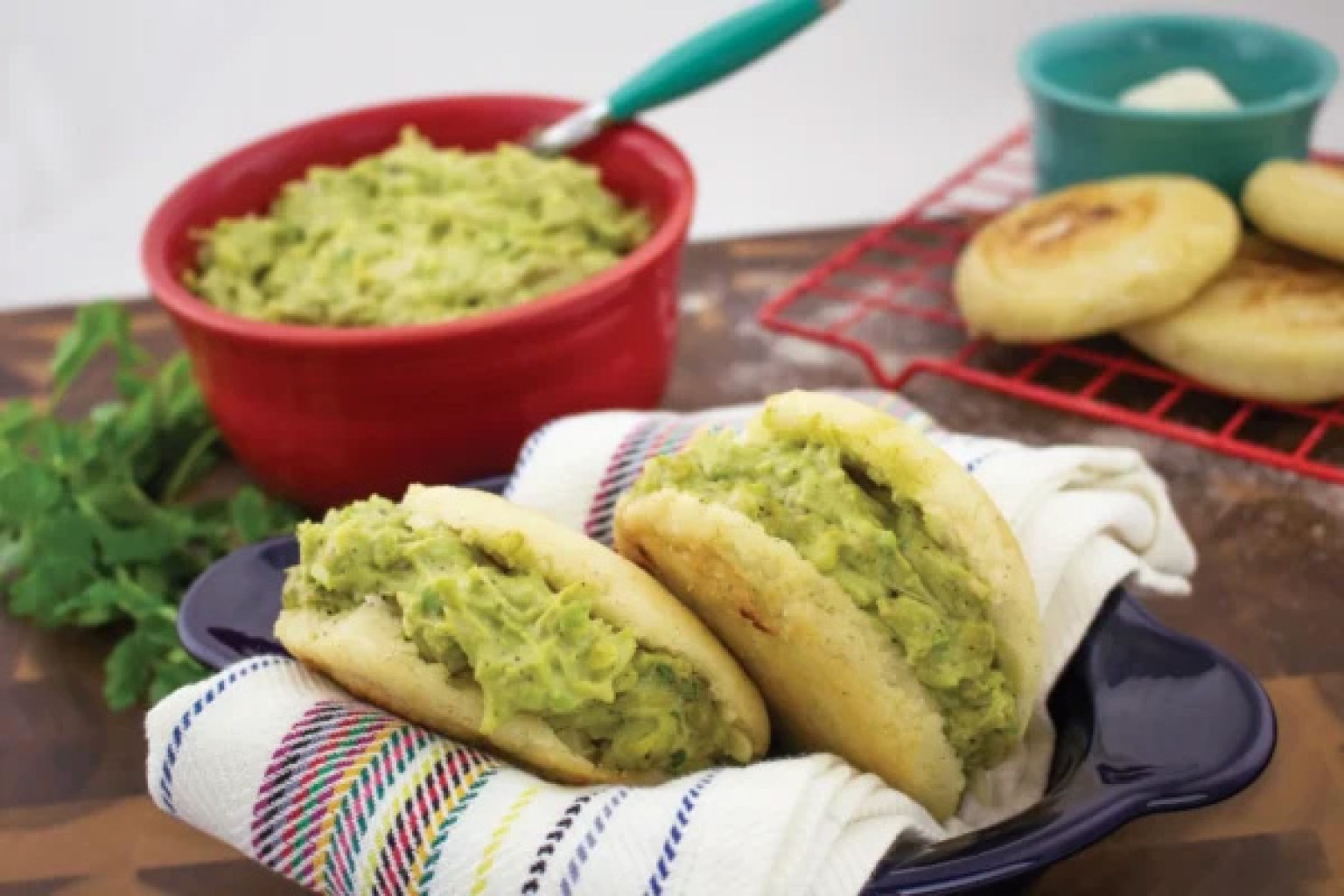 Receta de la Semana: Arepas de Pollo y Aguacate